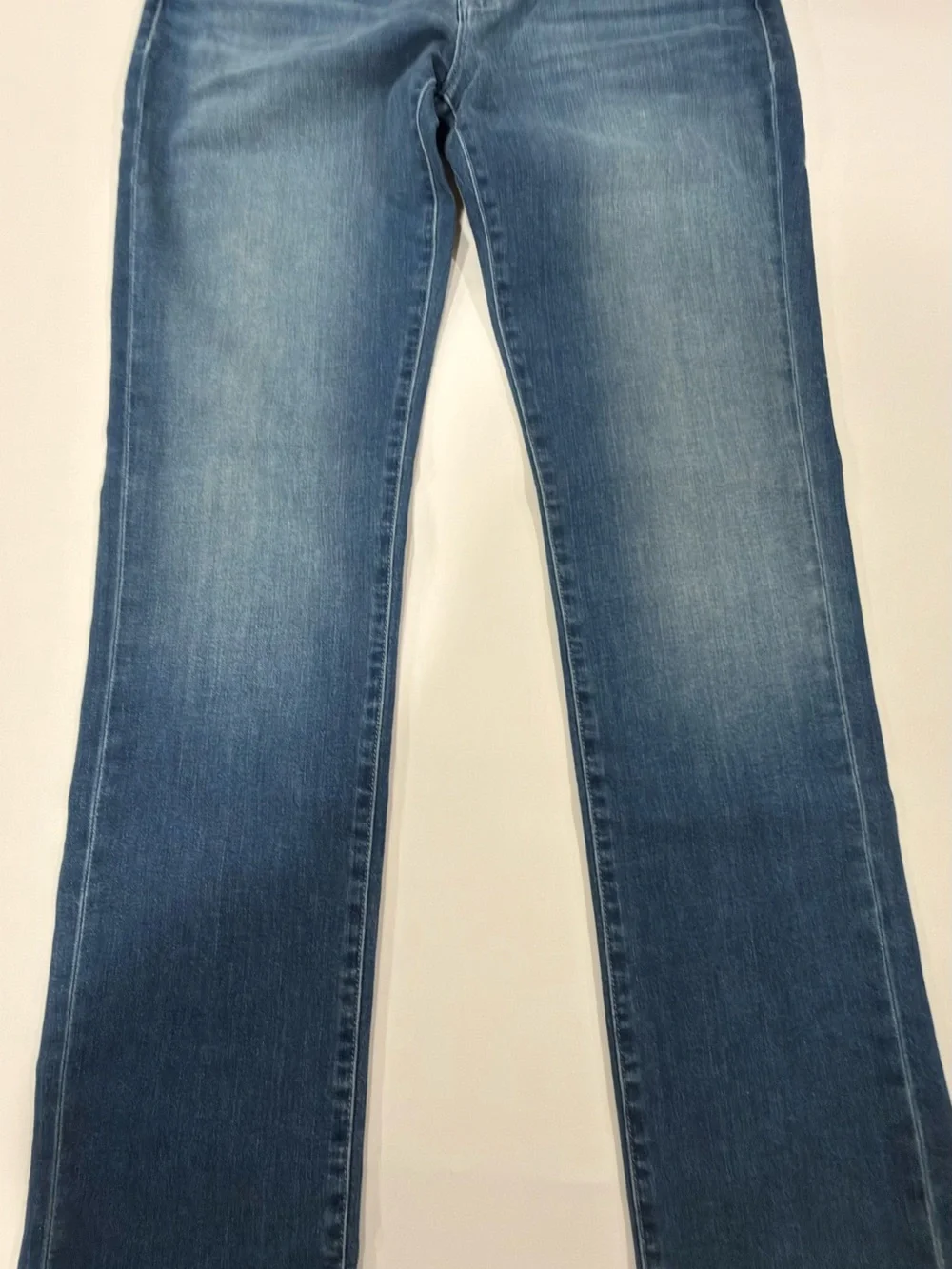 Hudson Byron Straight Men’s Jeans Size 32 Light Wash NWT
